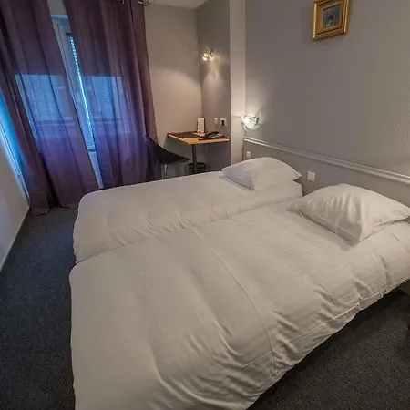 Hotel Le Carabas 2*